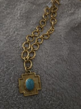 NWT LUXURY Julie Vos Gold-Tone Necklace with Turquoise Stone Pendant